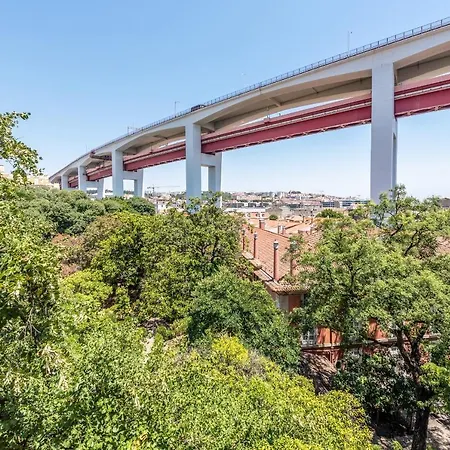 Apartment Guestready - Family W Rooftop In Alcantara Lisbon
