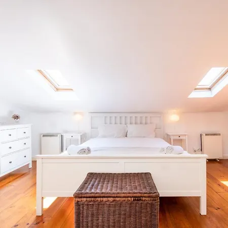 Guestready - Family W Rooftop In Alcantara