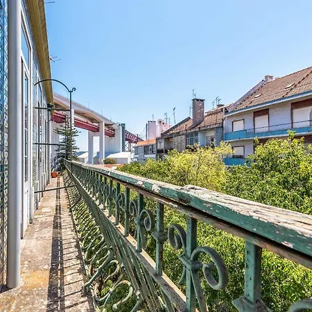 Guestready - Family W Rooftop In Alcantara Apartment Lisbon