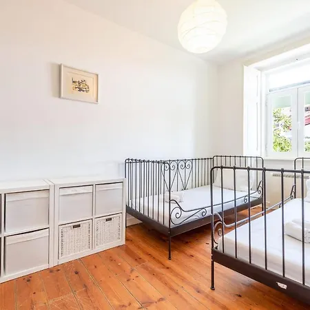 Guestready - Family W Rooftop In Alcantara Apartment Lisbon